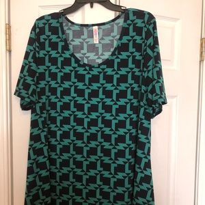 2XL Lularoe Perfect Tee navy and green chevron
